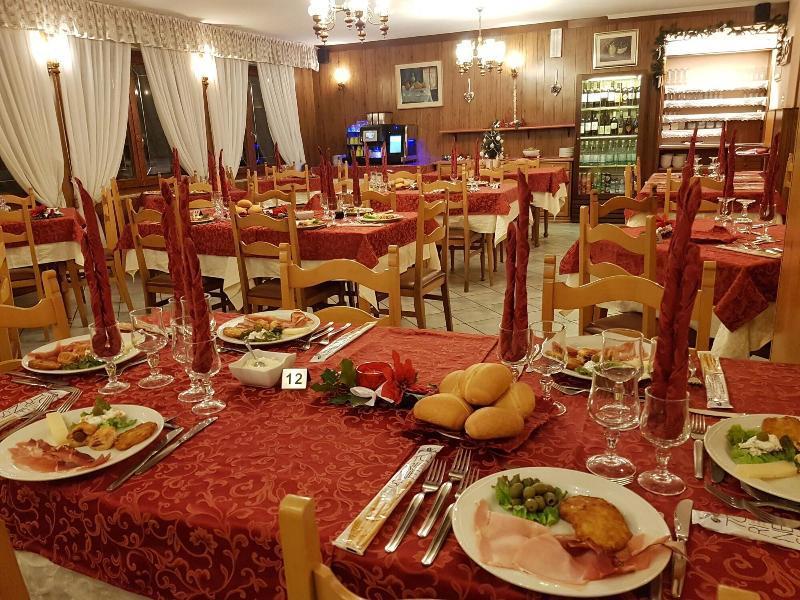 Hotel Trentino フォルガリーア エクステリア 写真