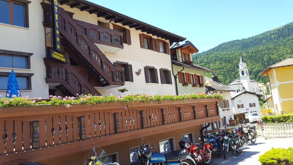 Hotel Trentino フォルガリーア エクステリア 写真