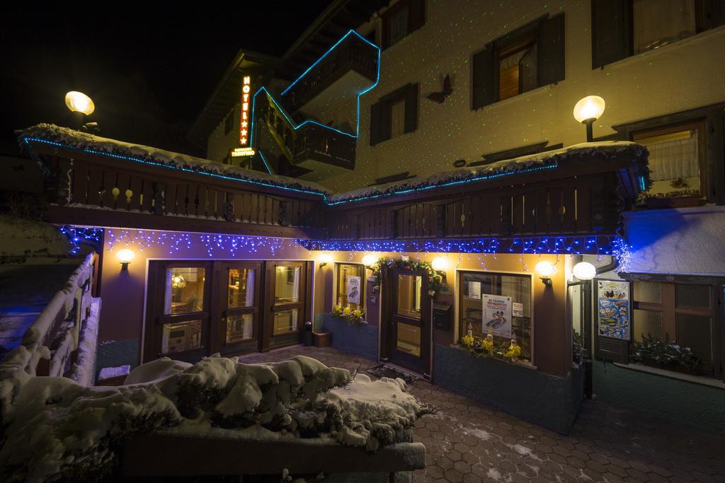 Hotel Trentino フォルガリーア エクステリア 写真