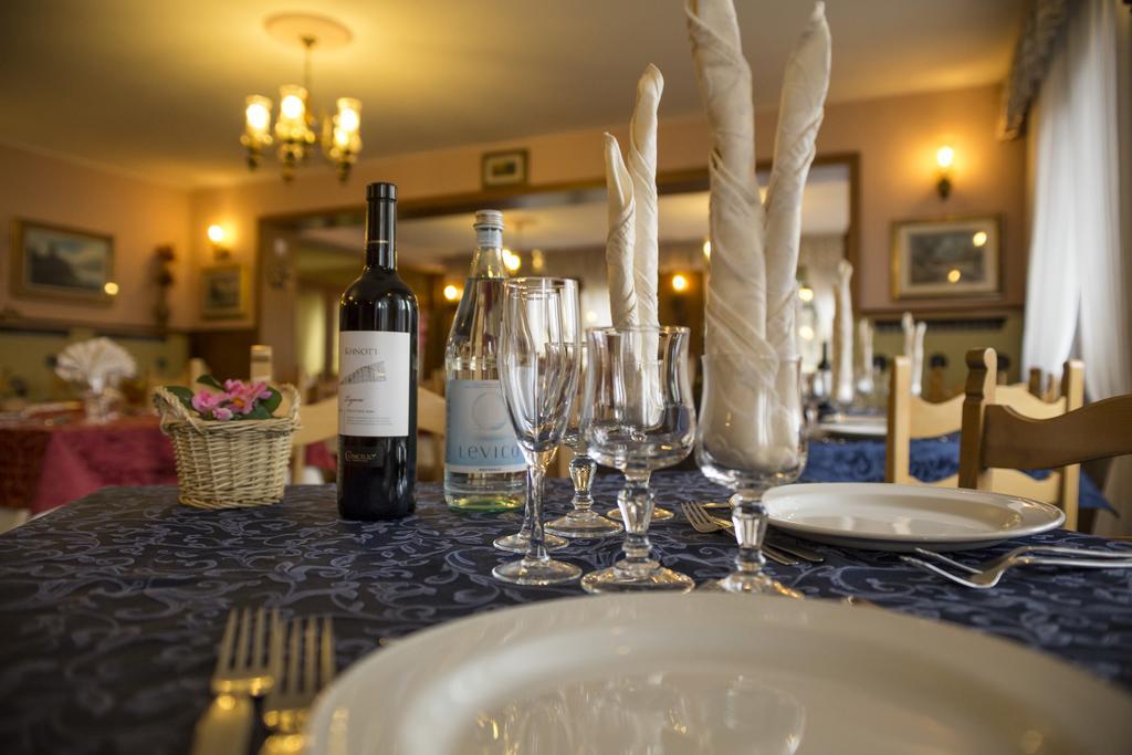 Hotel Trentino フォルガリーア エクステリア 写真