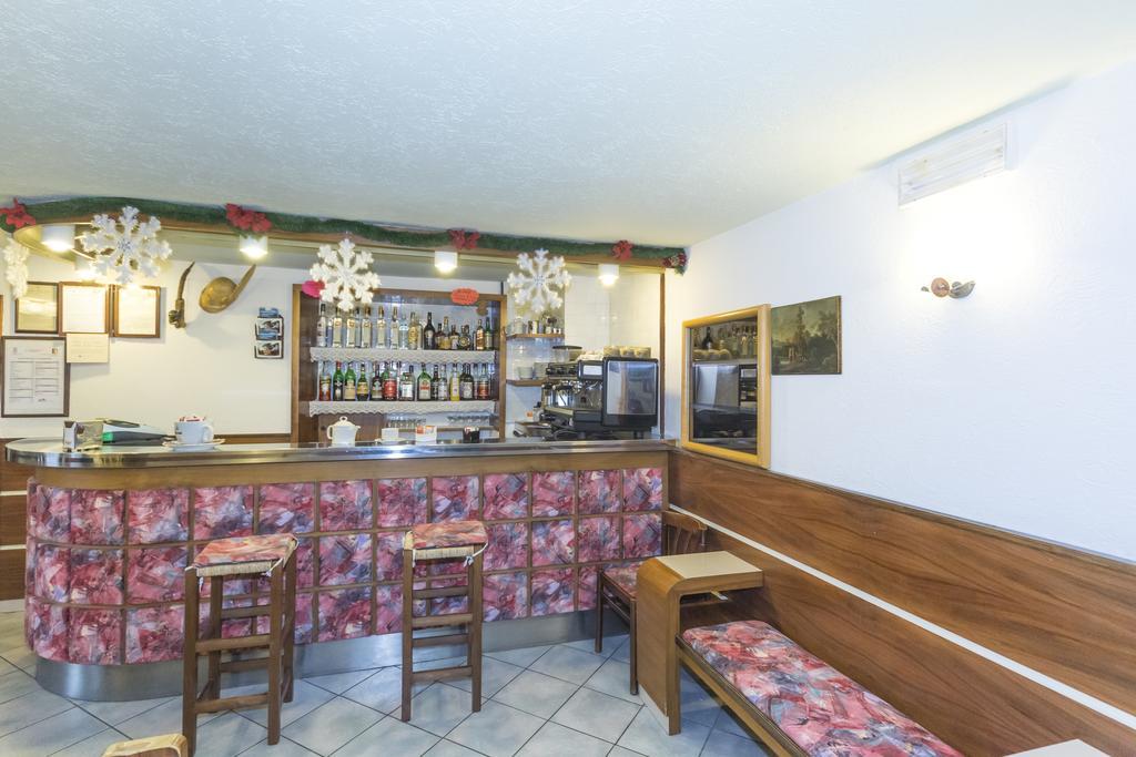 Hotel Trentino フォルガリーア エクステリア 写真