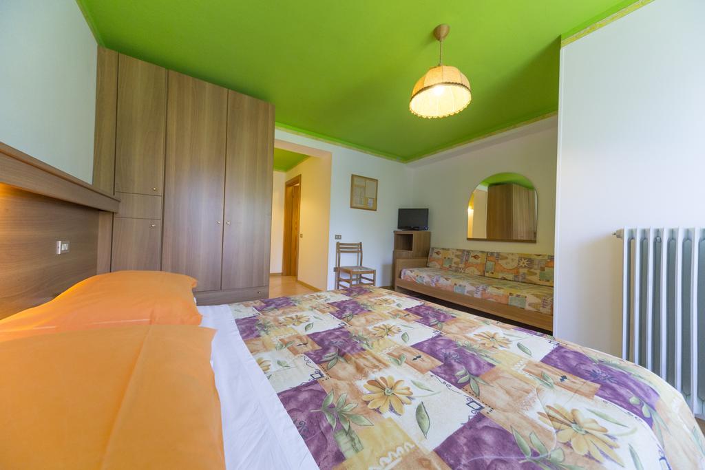 Hotel Trentino フォルガリーア エクステリア 写真