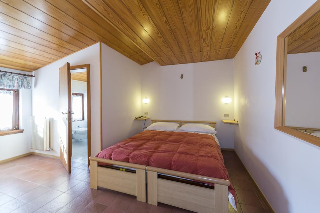Hotel Trentino フォルガリーア エクステリア 写真