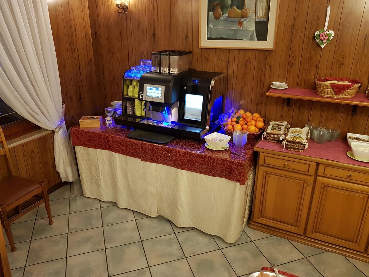 Hotel Trentino フォルガリーア エクステリア 写真